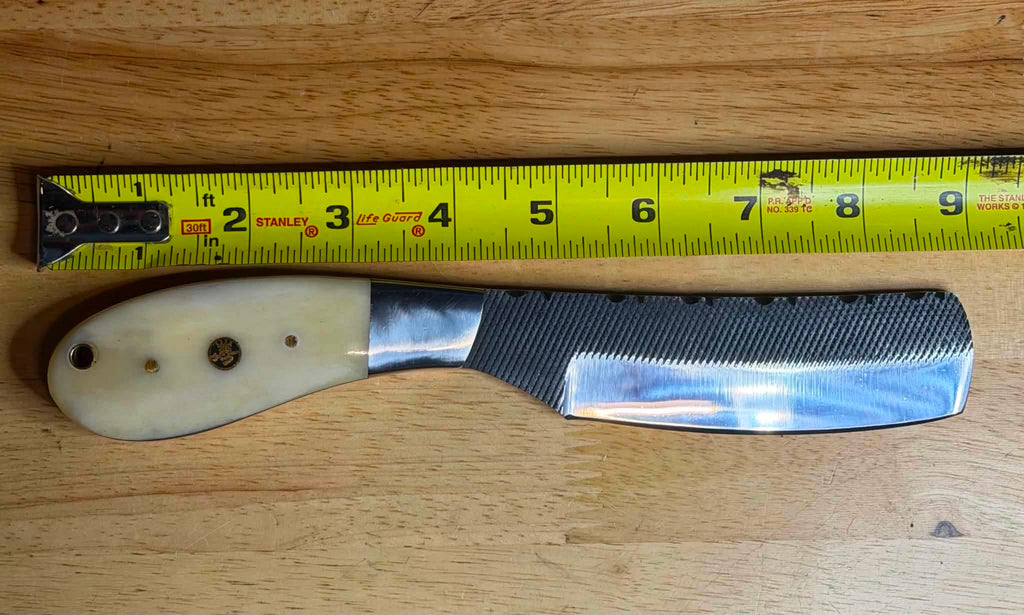 970 Bladeworks Bullcutter – D2 Steel, Stainless Bolster & Bone Handle