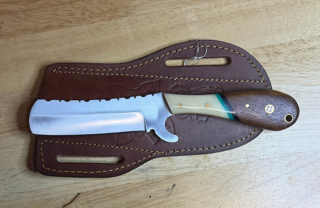 Bullcutter Knife – Bone & Wood Handle with Leather Sheath