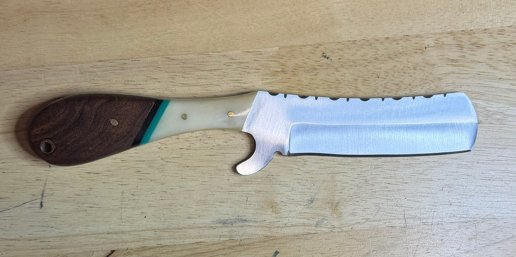Bullcutter Knife – Bone & Wood Handle with Leather Sheath